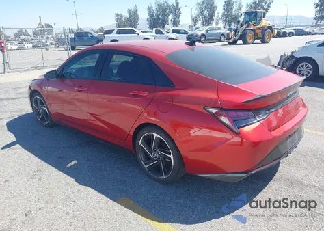 2022 Hyundai Elantra N Line z USA, uszkodzony, nr VIN KMHLR4AF7NU239070